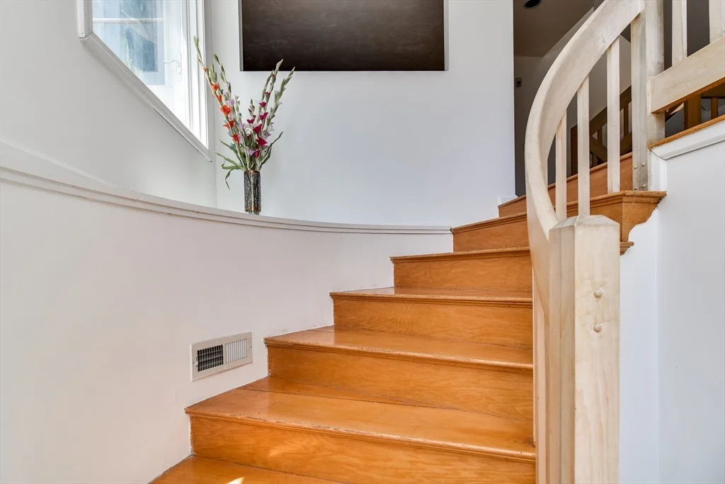 Photo of Unit 325 at 325 Captain Eames Circle