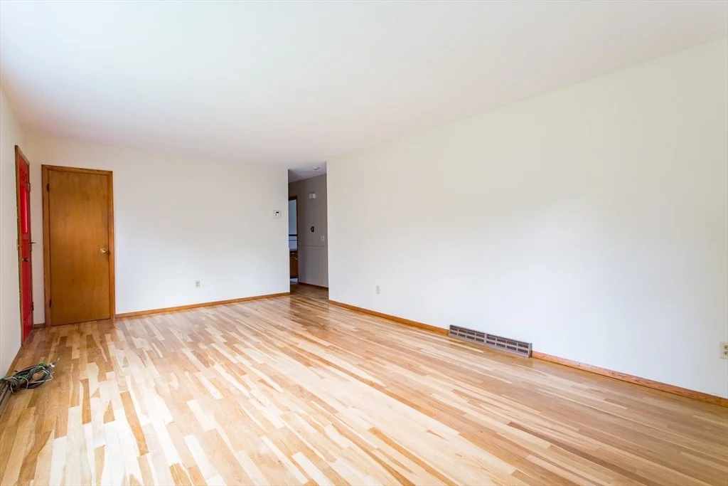 Photo of 1102 East Rd