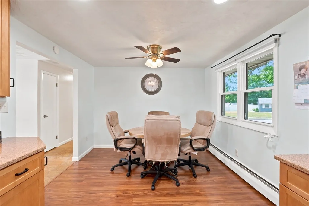 Photo of 4 Surrey Ln