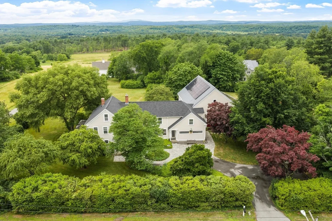Photo of 230 Still River Rd