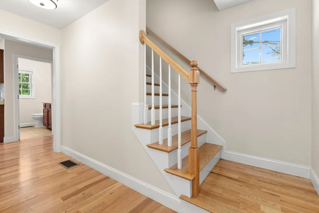 Photo of 9 Bartlett St