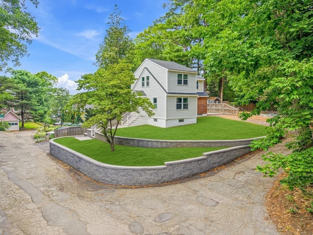Photo of 63 Russell Rd
