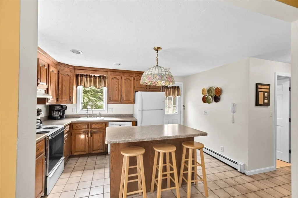 Photo of 58 Pudding Brook Dr