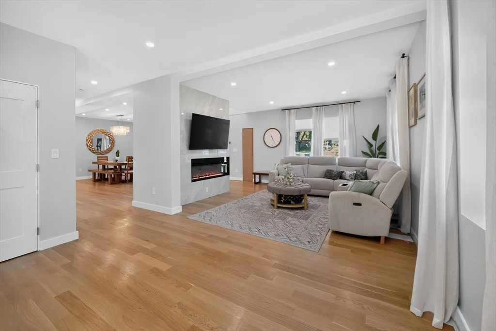 Photo of 409 Pearl St