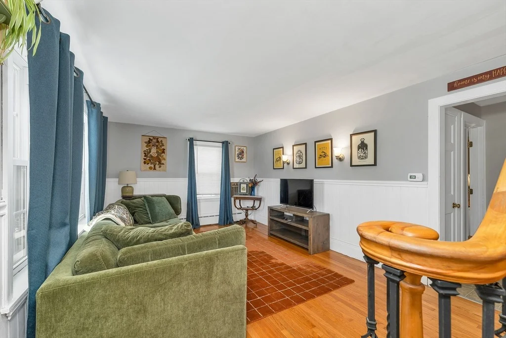 Photo of 121 Elm St
