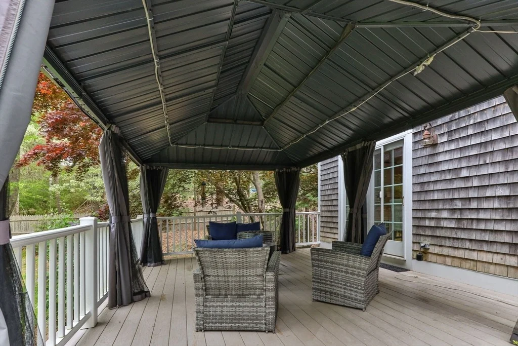 Photo of 195 Knotty Pine Ln