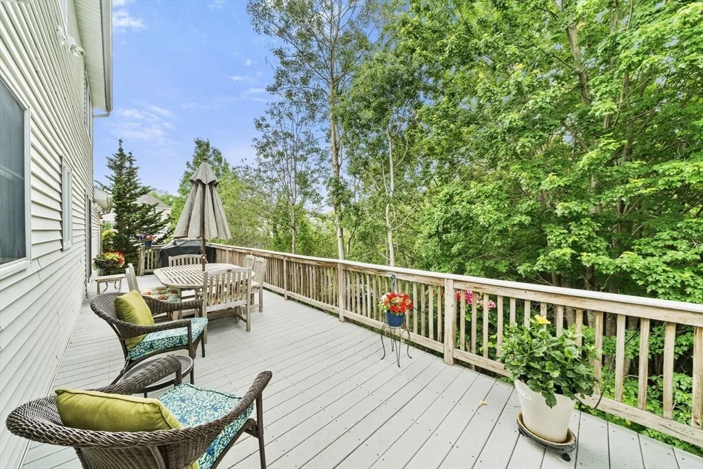 Photo of 31 Emerald Dr
