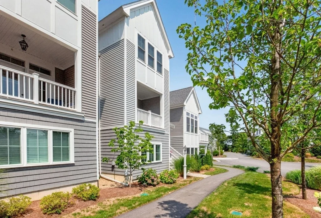 Photo of 4 Hawthorne