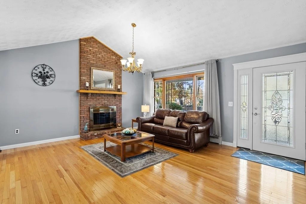 Photo of 128 West St