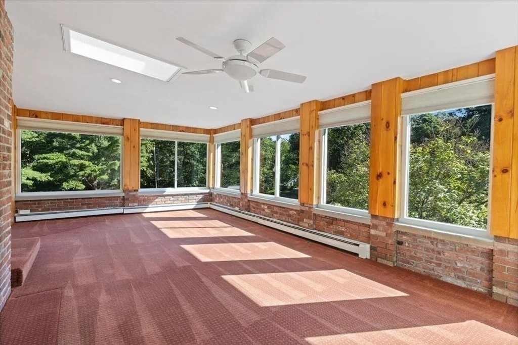 Photo of 16 Indian Ln