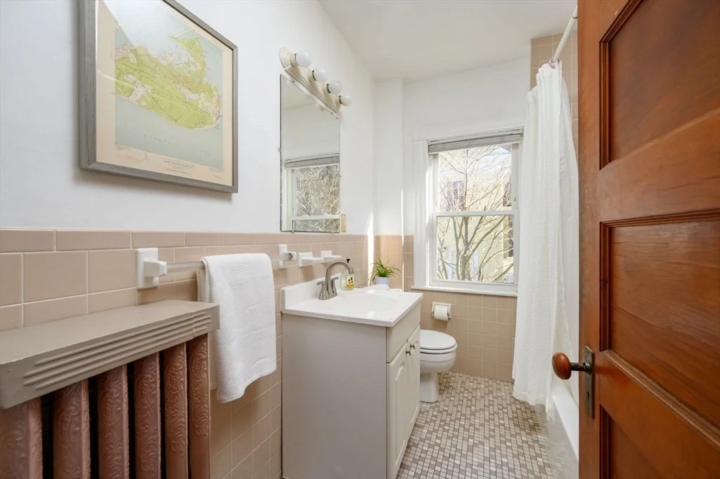 Photo of 10 Brookside Park