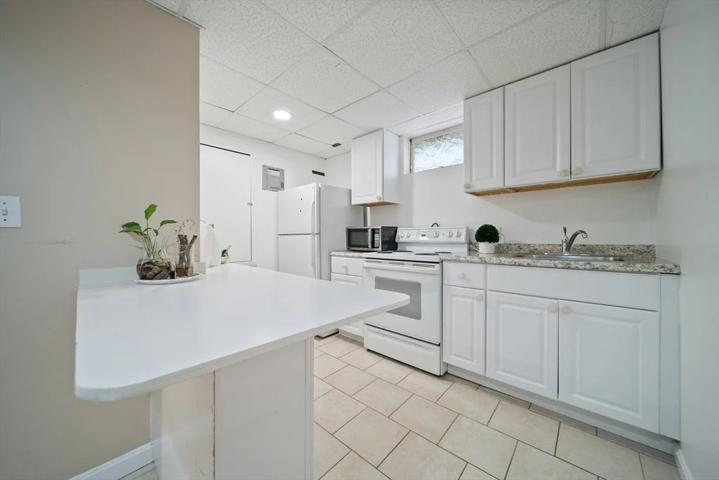 Photo of 87 Hammersmith Dr