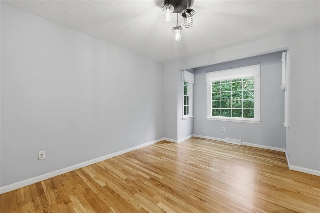 Photo of 6 Fox Hill Road