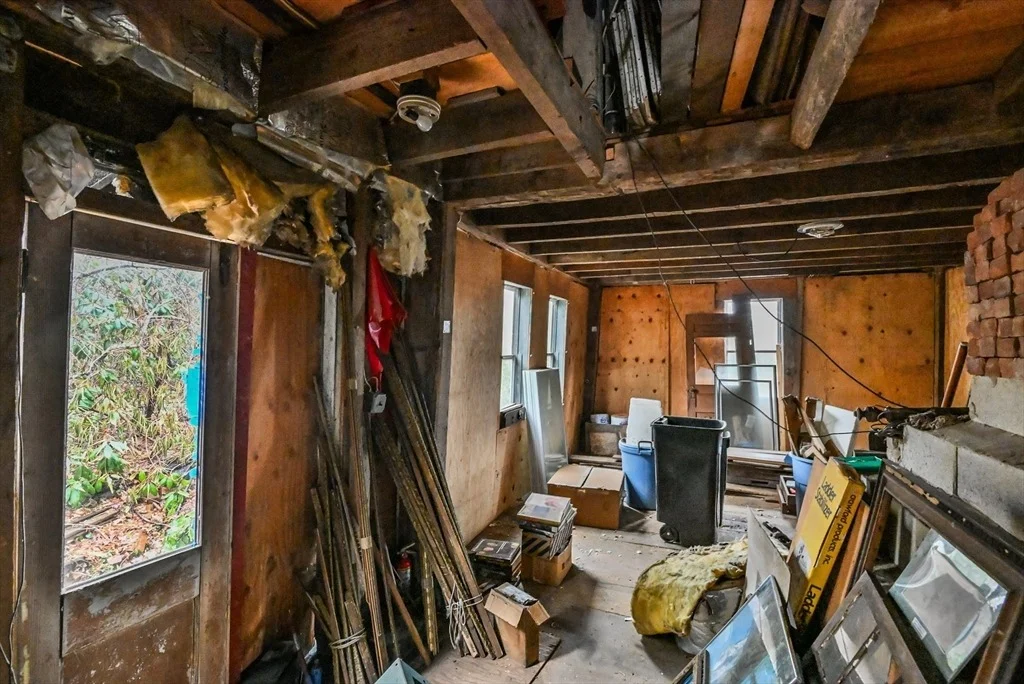 Photo of 203 Chamberlain Hill Rd