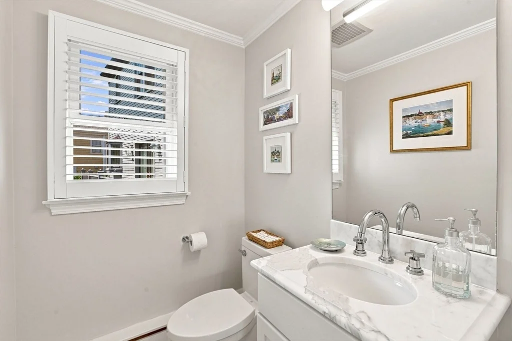Photo of 5 Leslie Cove