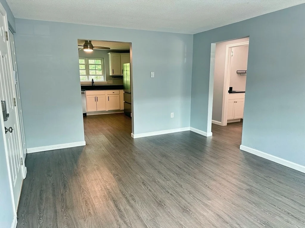 Photo of Unit D at 4 Maple Crest Circle