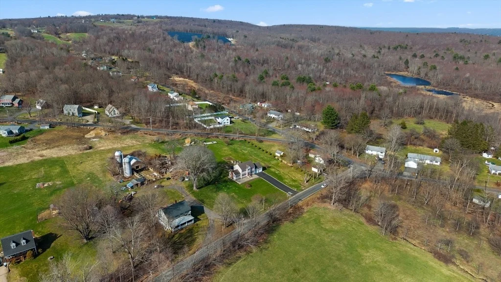 Photo of 30 Old West Warren Rd