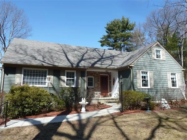 Photo of 38 Circle Dr