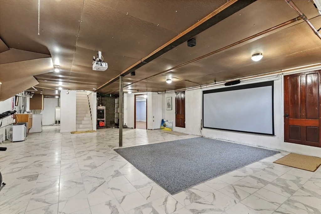 Photo of 21 Trinity Ave