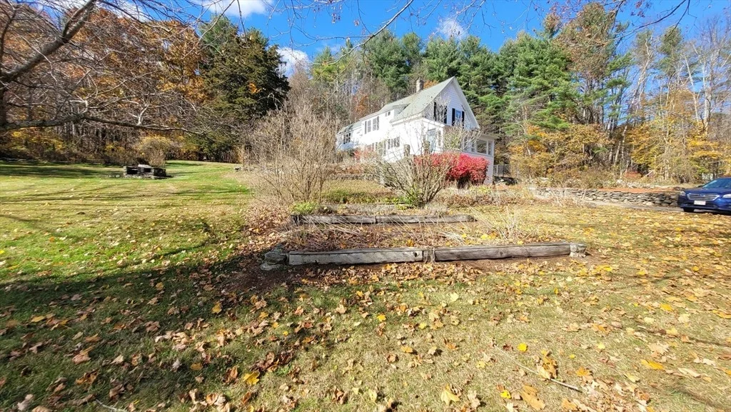 Photo of 44 Richardson Corner Rd
