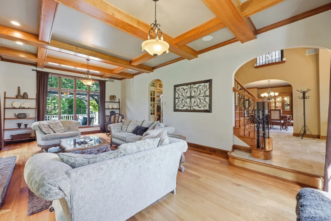 Photo of 47 Deer Hill Cir