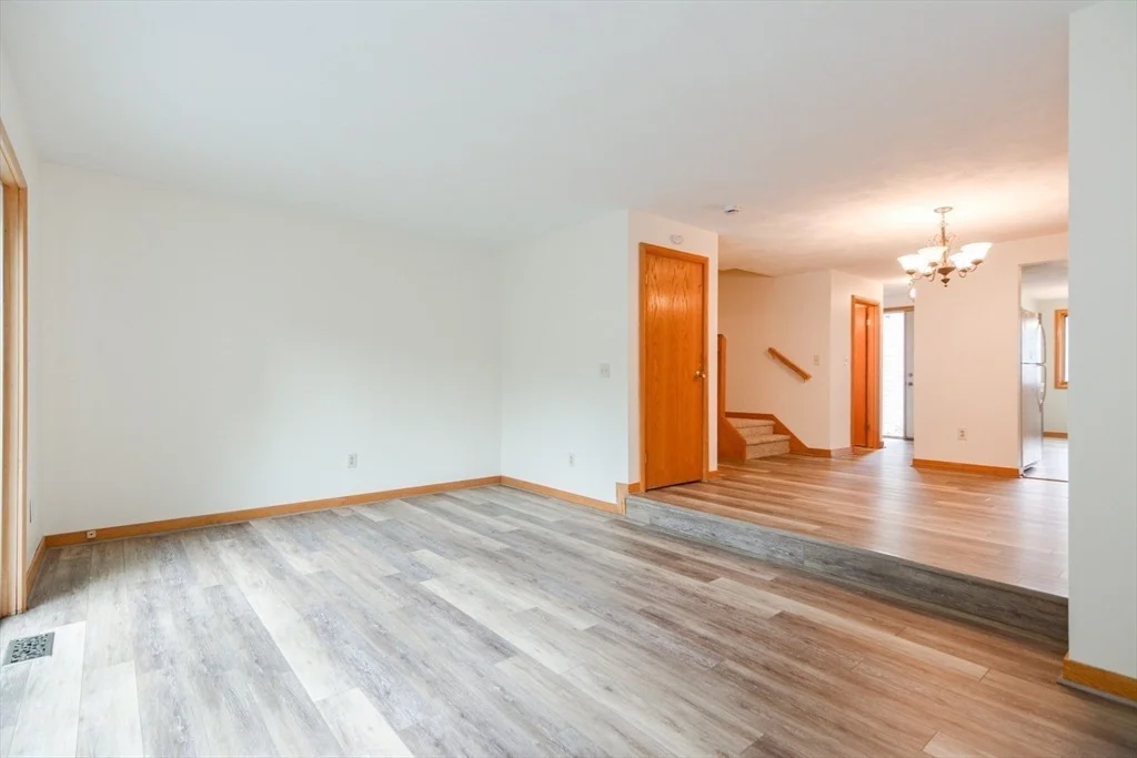 Photo of Unit 106 at 31 Blithewood Avenue