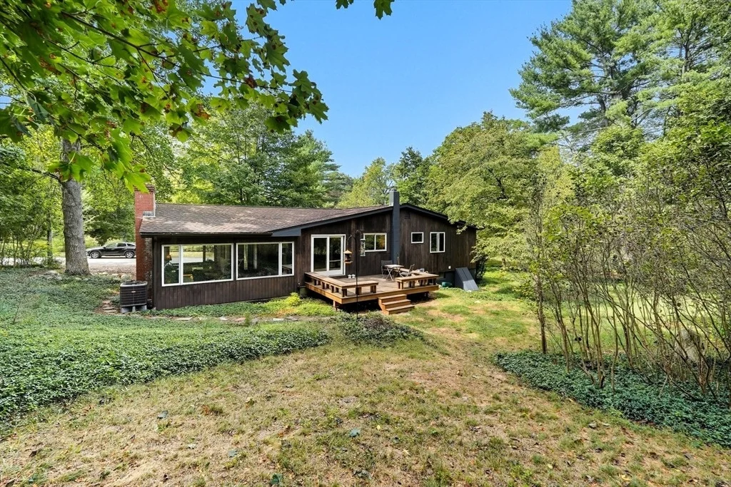 Photo of 54 Minot Rd