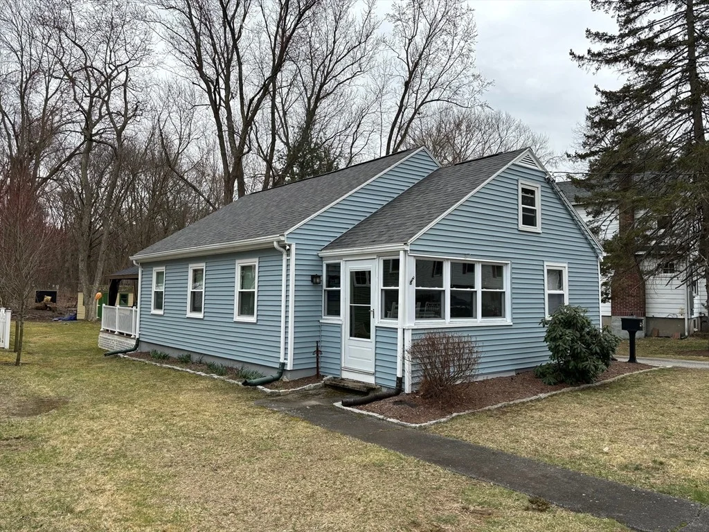 Photo of 20 Pinevale Ave