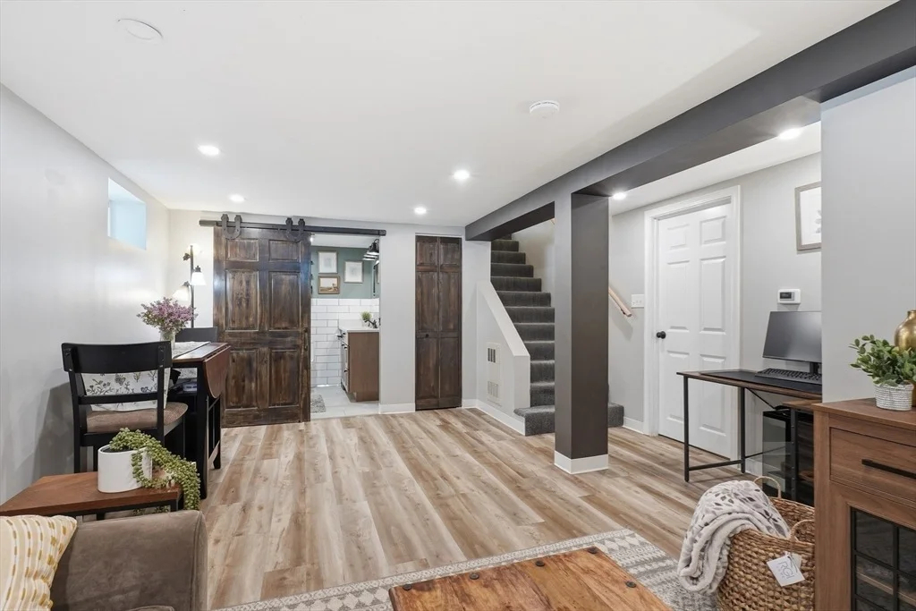 Photo of 2 Fairmeadow Rd