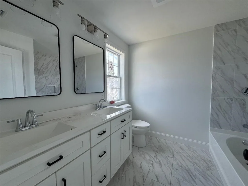 Photo of 16 Princeton Circle