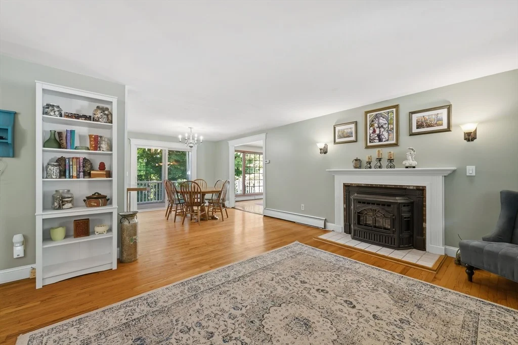 Photo of 10 Blueberry Ln
