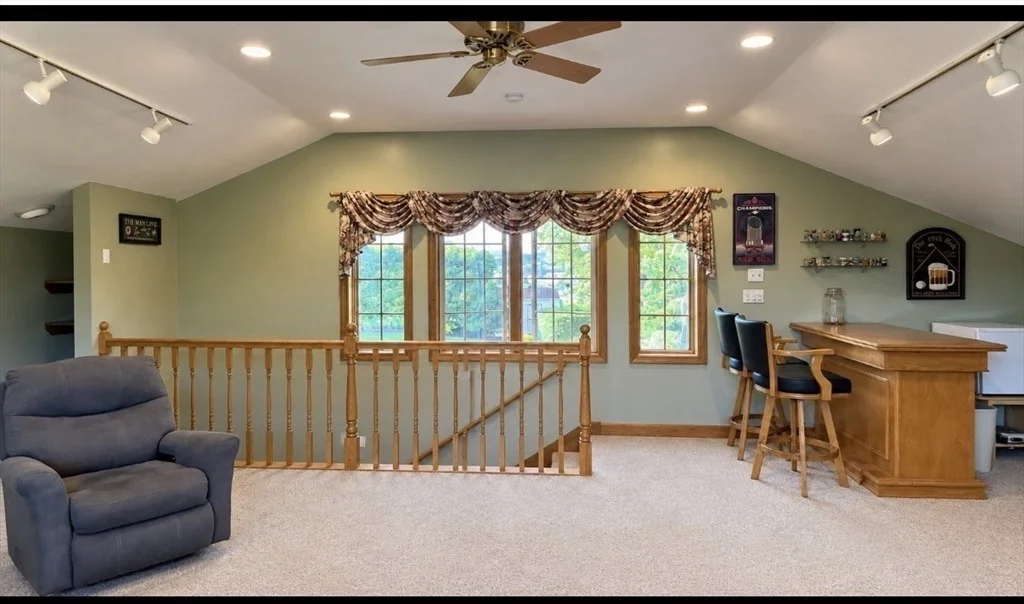 Photo of 16 Mount View Ave