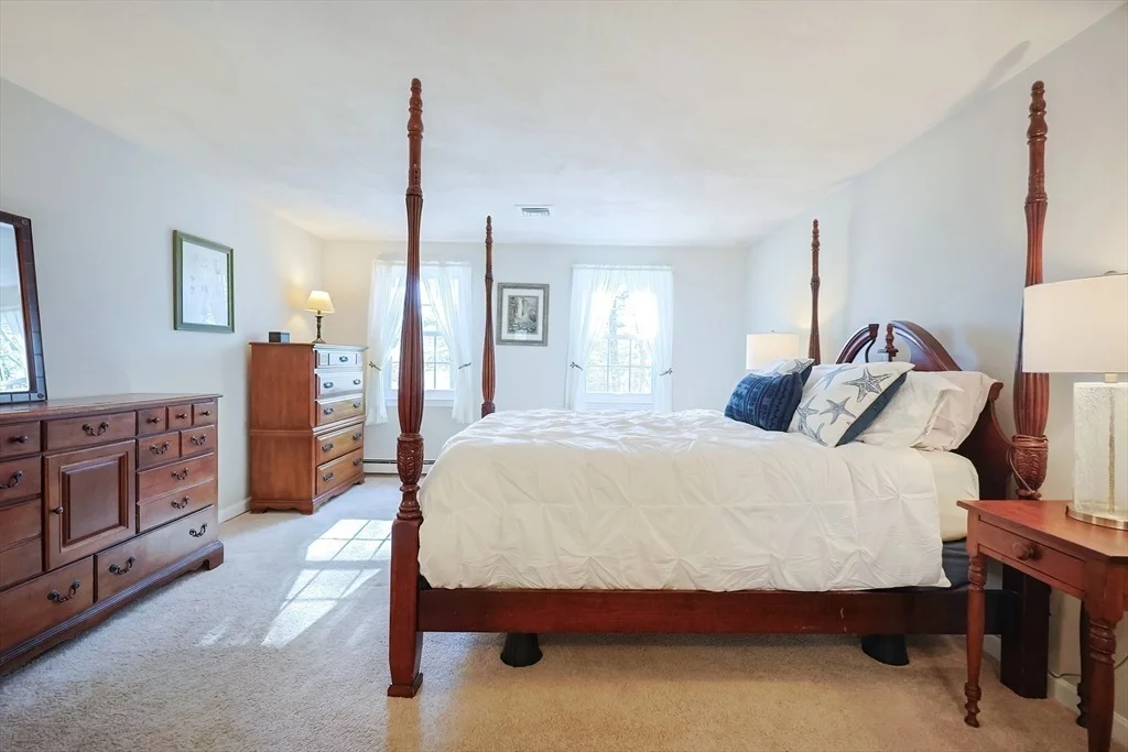 Photo of 25 Miscoe Brook Dr