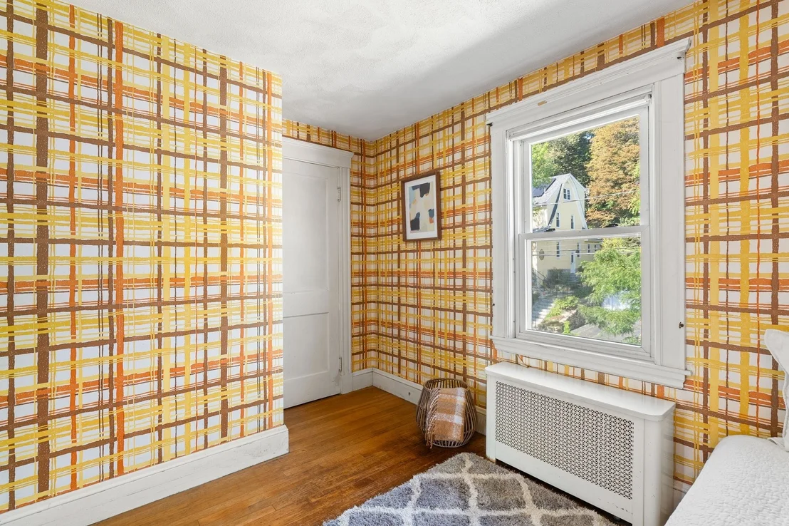 Photo of 152 Mount Vernon St
