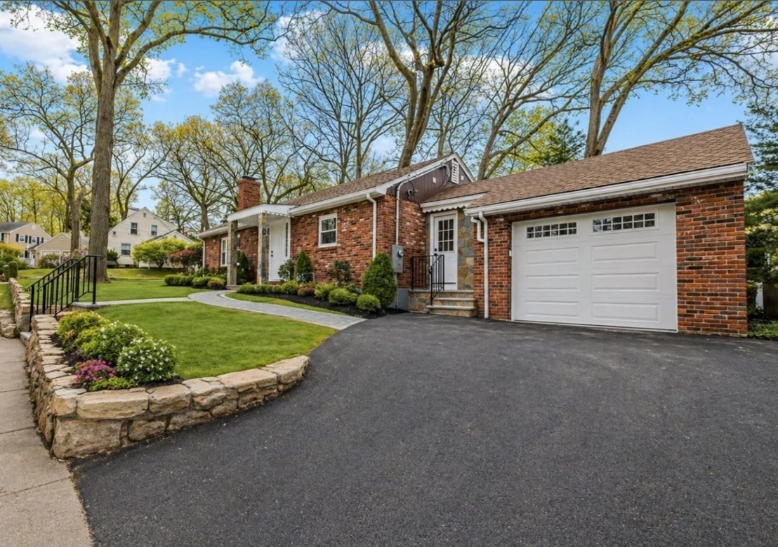 Photo of 78 Windemere Cir