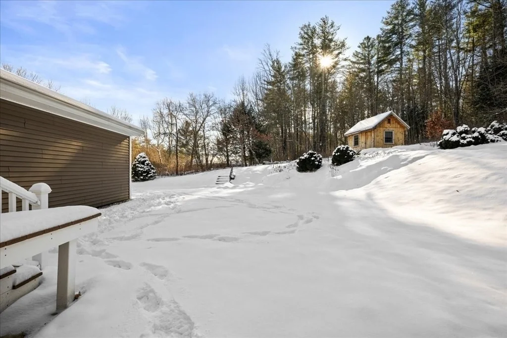 Photo of 256 Worcester Rd