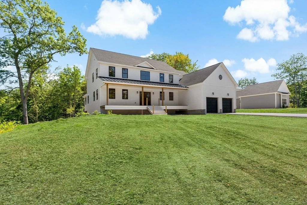 Photo of 15 Bucklin Drive