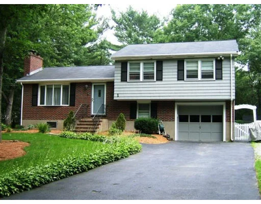 Photo of 1 Robert Rd