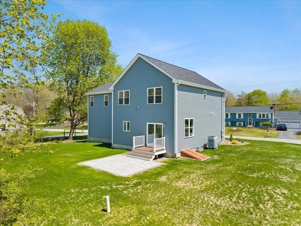 Photo of 12 Valley Run Dr
