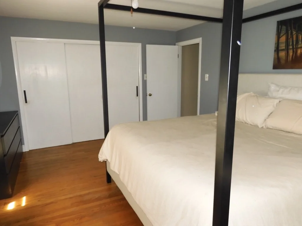 Photo of 8 Glen Forest Lane