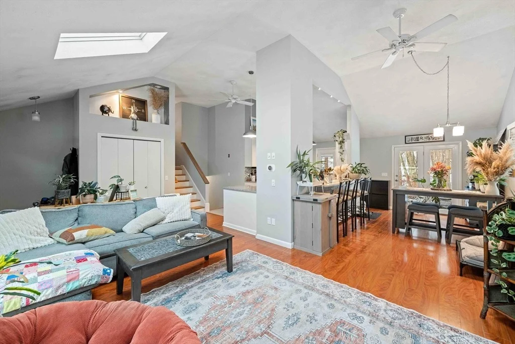 Photo of 33 Clinton Rd