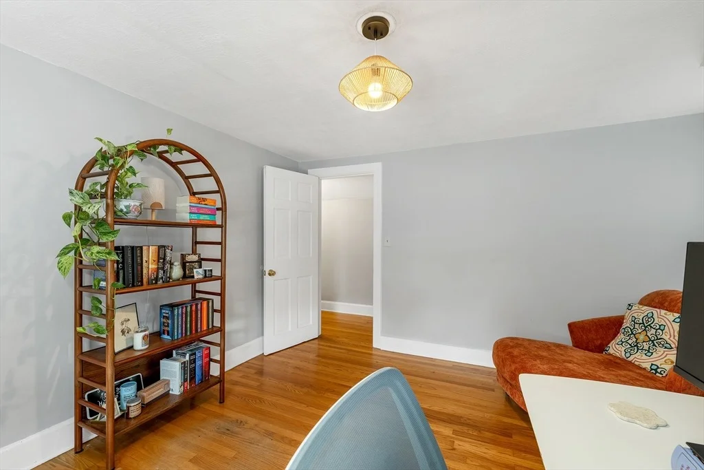Photo of 121 Elm St