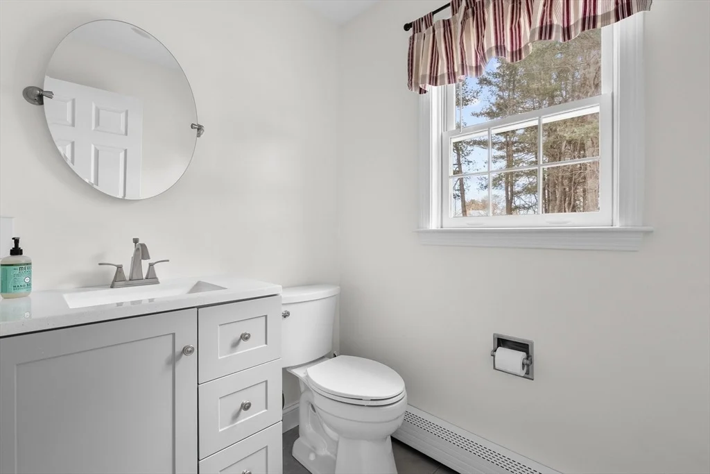 Photo of 5 Cottage Ln