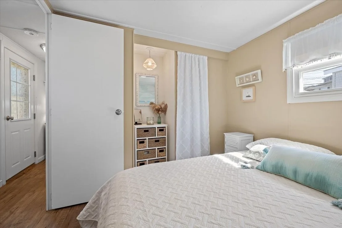 Photo of 43 Amos Way