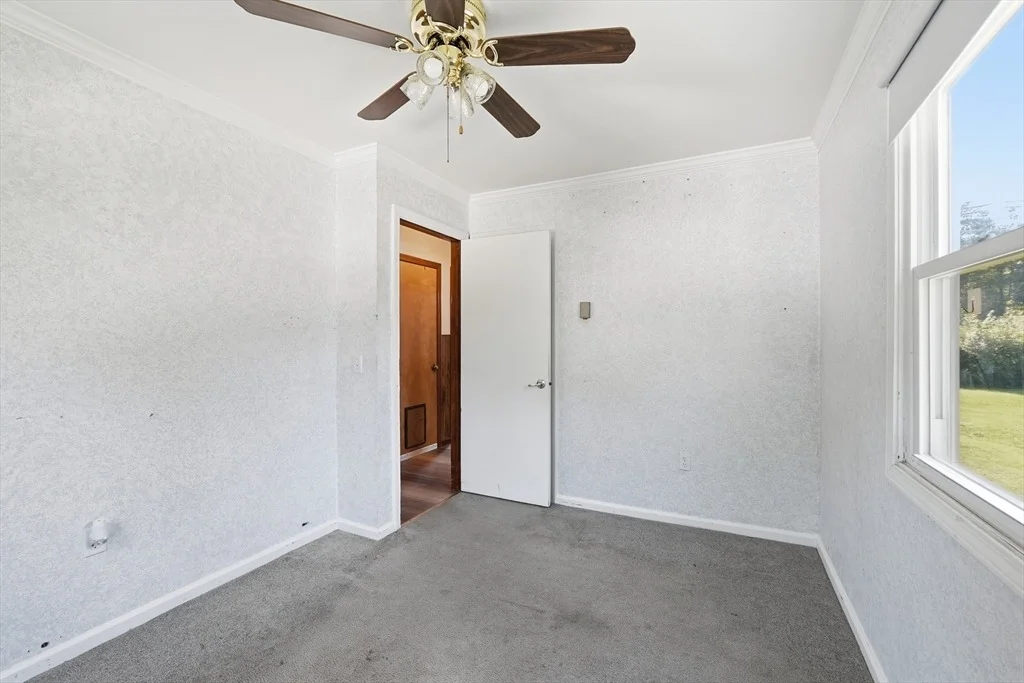 Photo of 2324 Main St