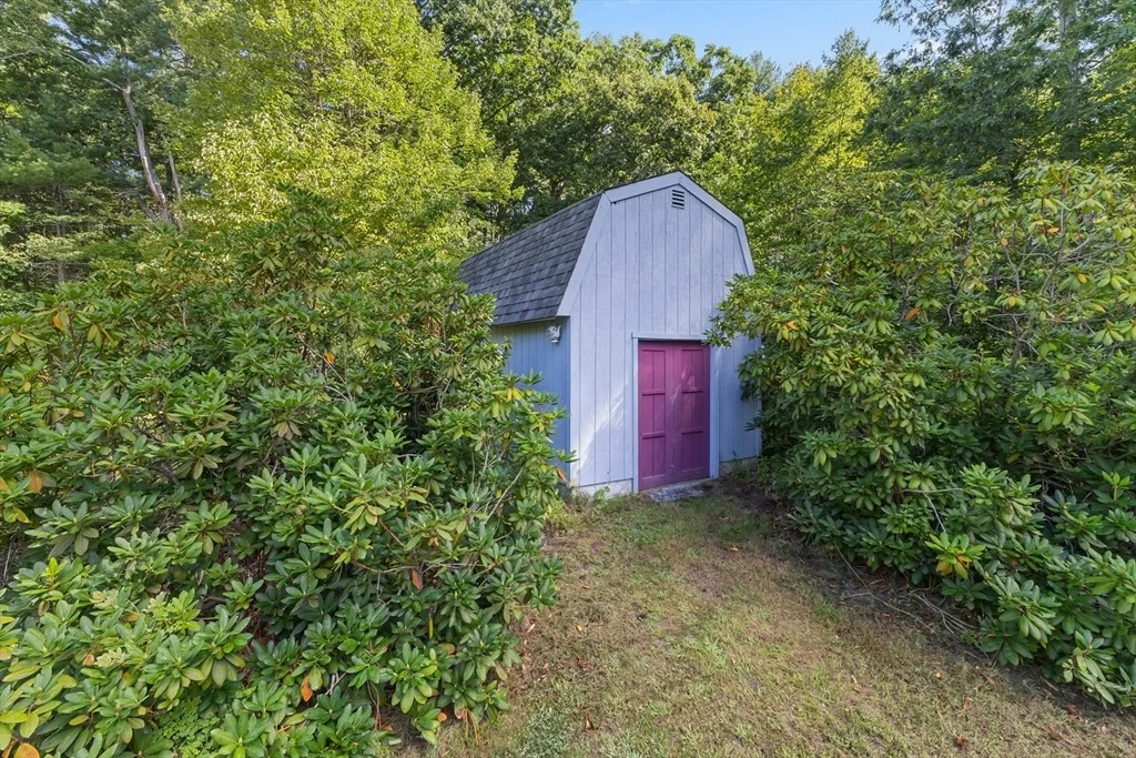 Photo of 627 Main St