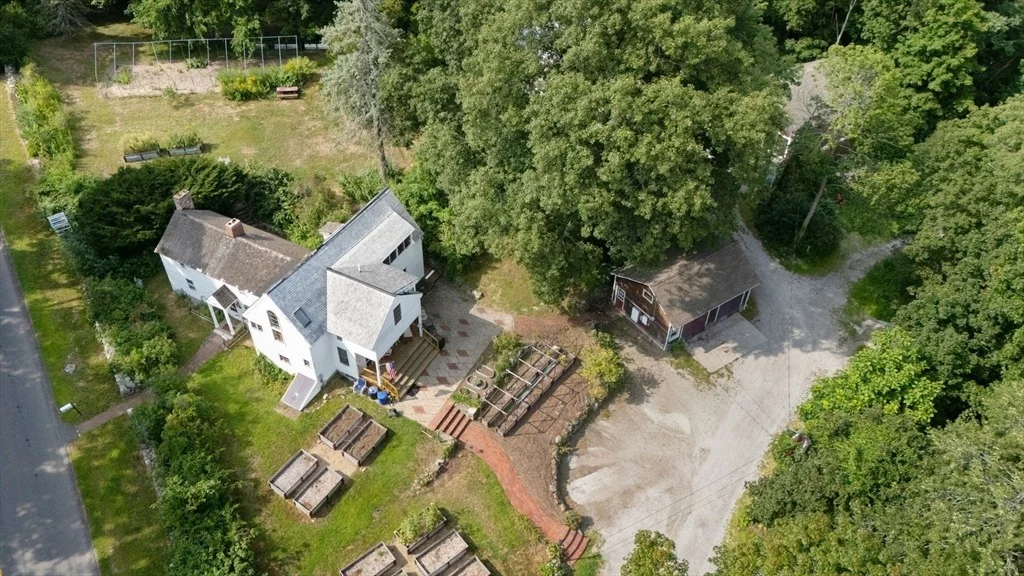 Photo of 120 Summer St