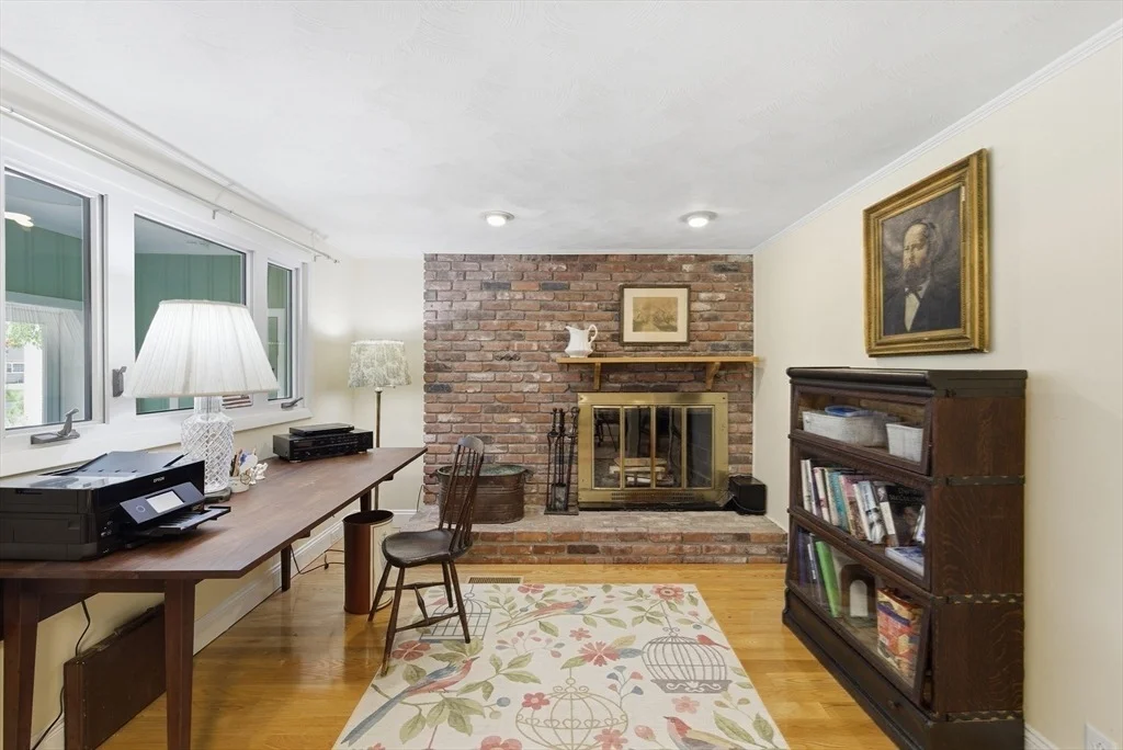 Photo of 110 Parkerview St.