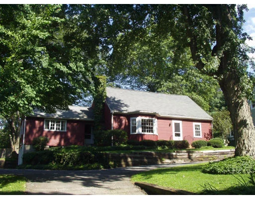 Photo of 14 Pine Brook Rd