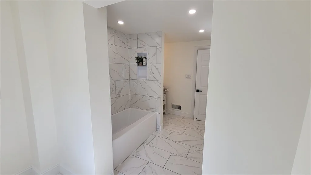 Photo of 99 Paul St